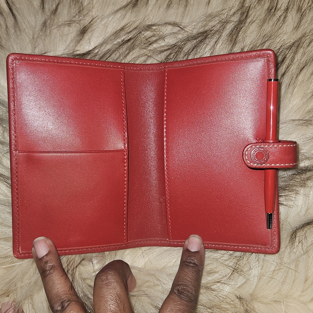 Coach Passport Holder W/ Pin - Picture 2 of 4